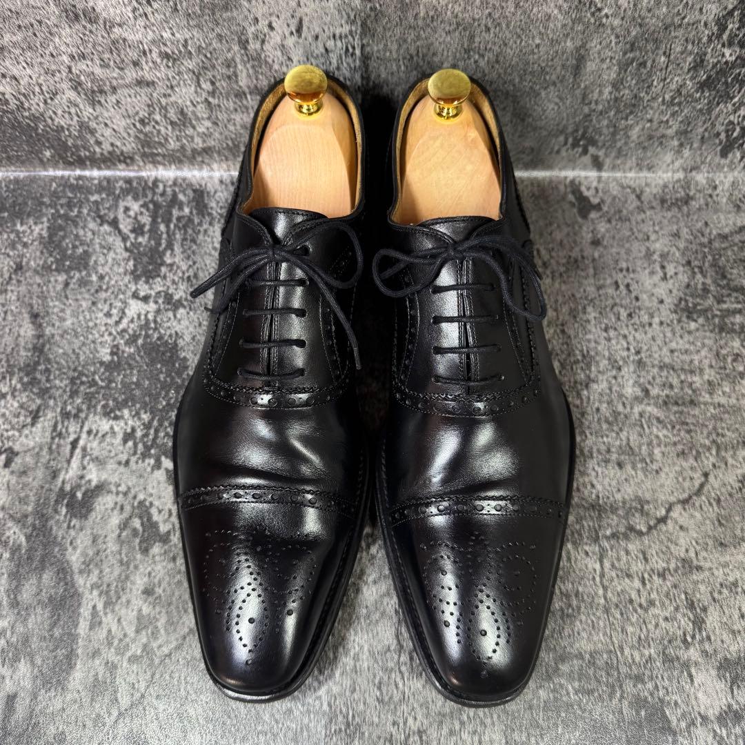 【美品】マグナーニ メダリオン ストレートチップ 10.5 ブラック レザー