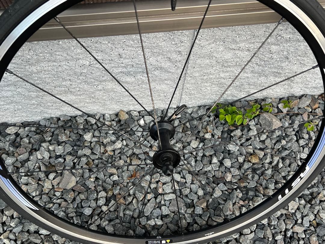 【Shimano】WH-RS11 ホイール ロードバイク　タイヤセット