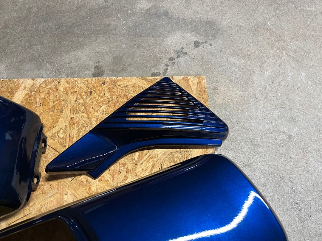 ゼファー400 タンク テールカウル アルフィンサイドカバー　送料込み