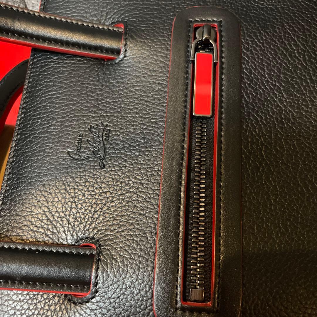 新品Christian Louboutinルブタン　バッグ　クラッチ