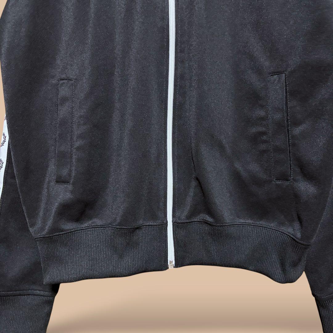 フレッドペリートラックジャケットジャージブラック黒刺繍ロゴジップアップS
