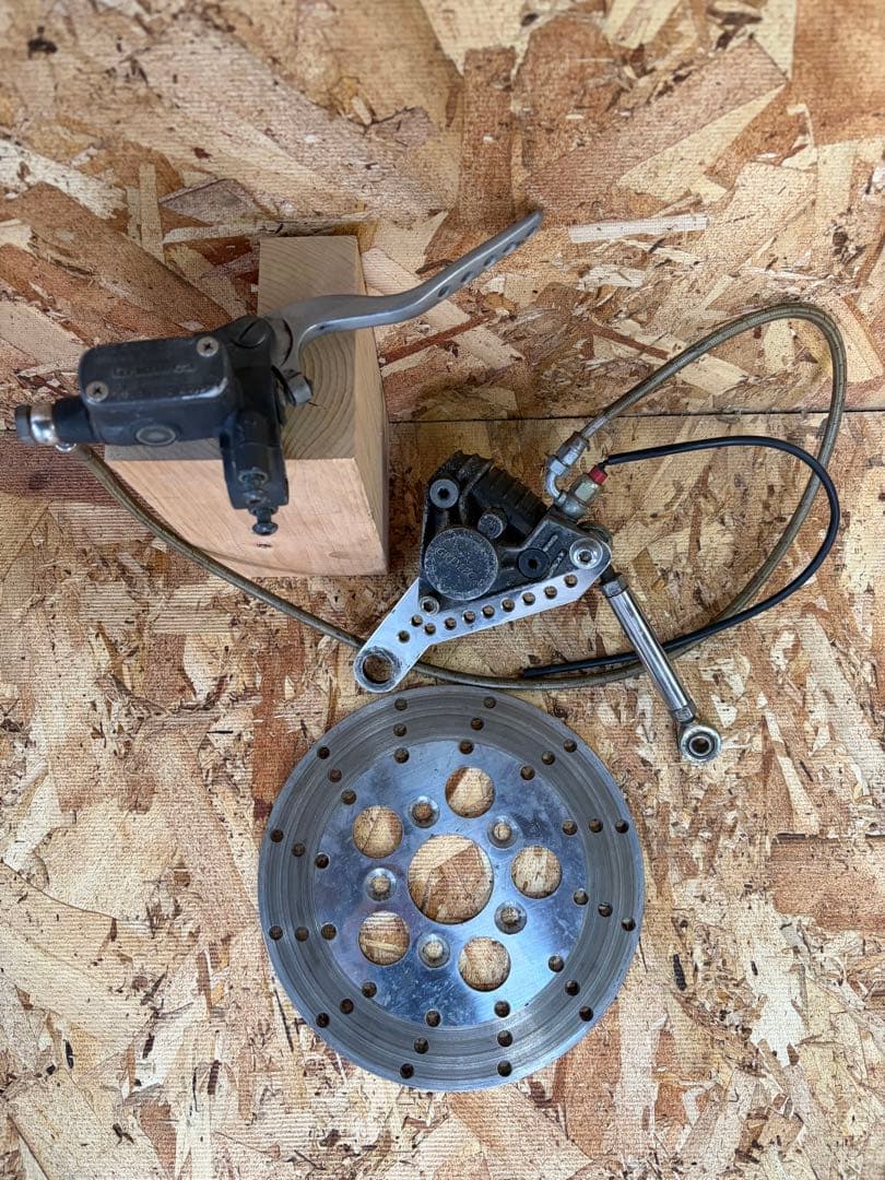 【おろないん】スプリンガーフォーク　ハーレー　グリメカディスクブレーキ付き