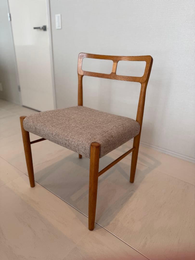 北欧風)木製ダイニングチェア