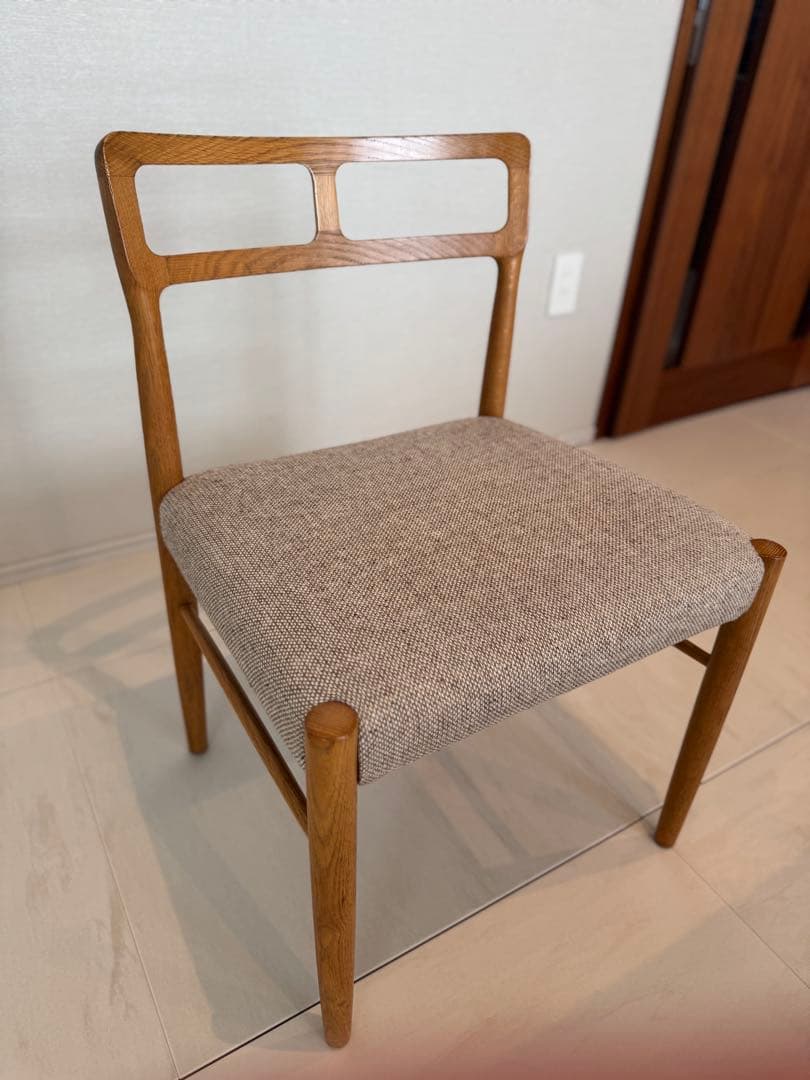 北欧風)木製ダイニングチェア