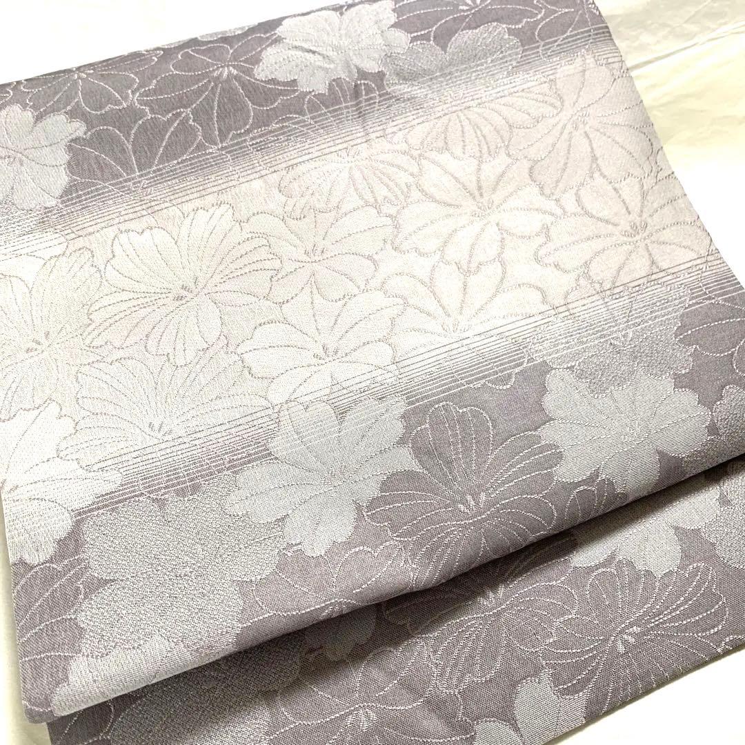 正絹　名古屋帯　横段　優しくて淡いピンク　グレー濃淡　お花柄