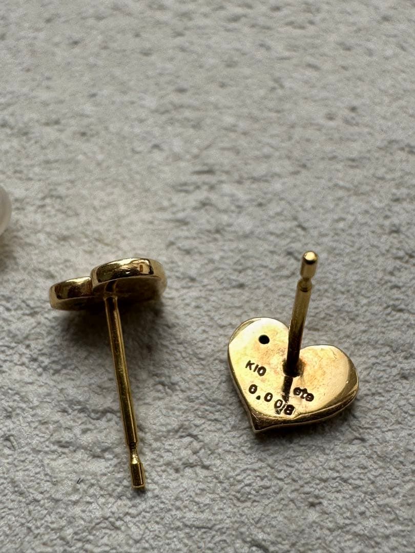 ete K10 ハート型ピアス Love刻印 透明キャッチ付き