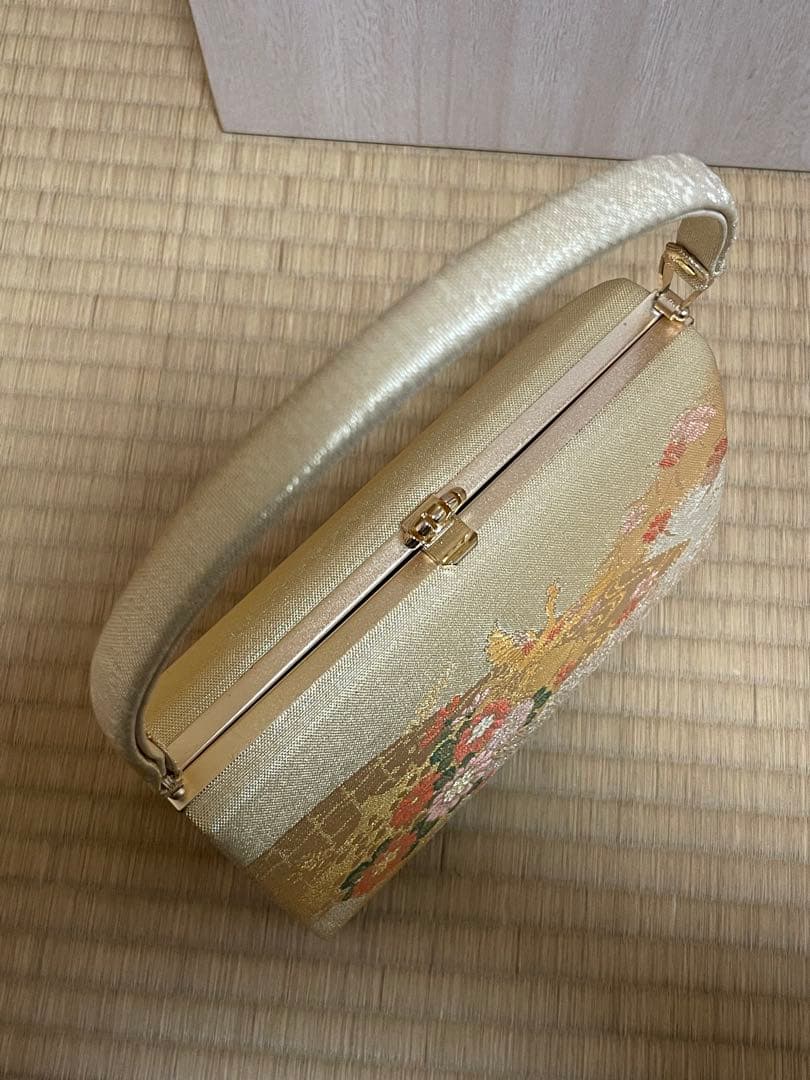 上品✨草履と和装バッグセット【木箱、手鏡付】帯地の淡いゴールド　金銀刺繍
