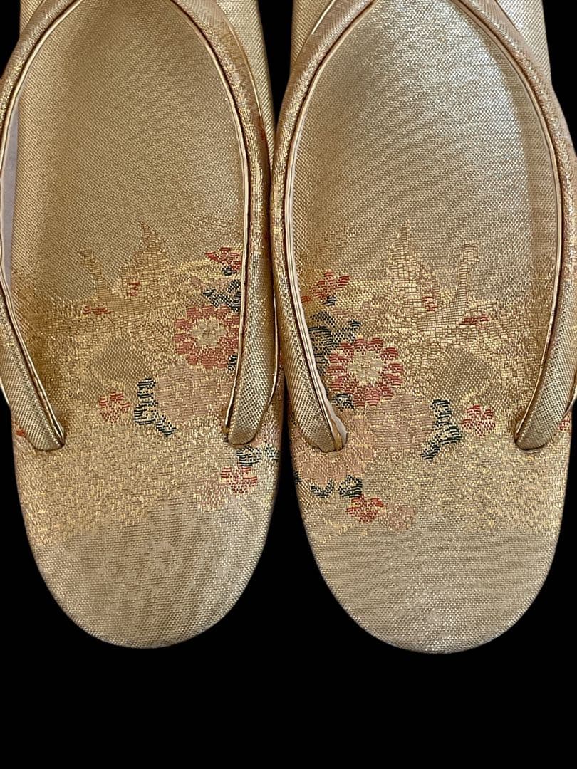 上品✨草履と和装バッグセット【木箱、手鏡付】帯地の淡いゴールド　金銀刺繍