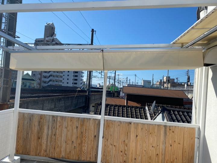 テラス　オーニング　雨よけレールセット