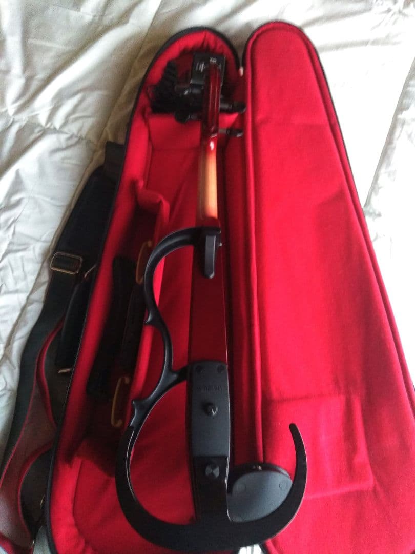 YAMAHA　サイレントバイオリン　　SV150S　肩当て　消音器etc