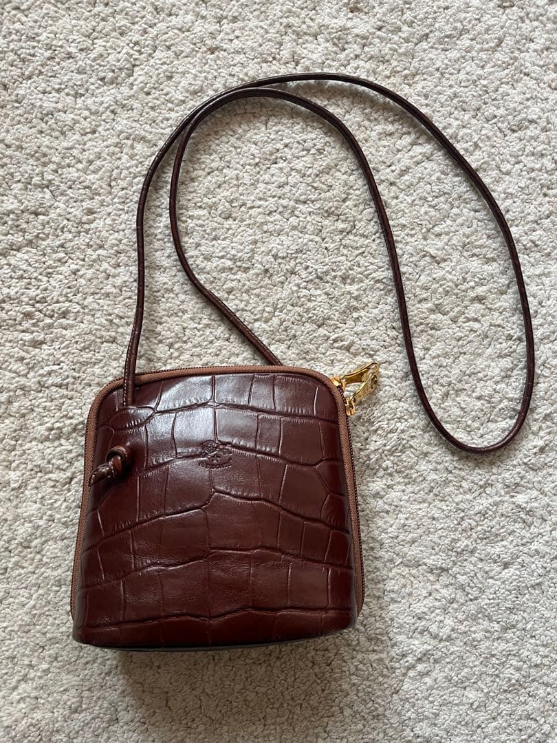 IL BISONTE 型押しショルダーバッグ　茶