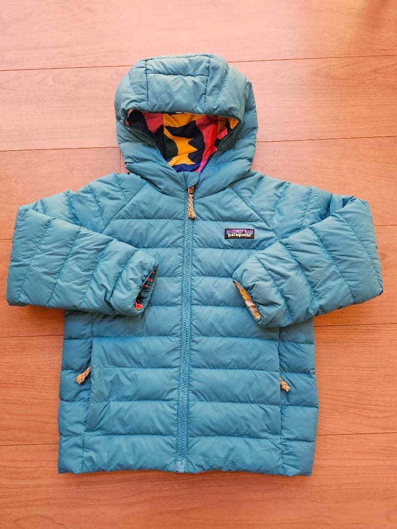Patagonia パタゴニア　ベビーリバーシブルダウン　ジャケット　5T