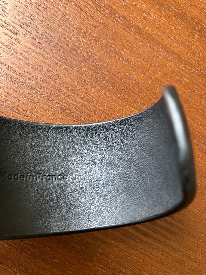 最終値下 ISAAC REINA CURVED COATED BRACELET黒