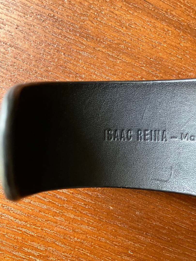 最終値下 ISAAC REINA CURVED COATED BRACELET黒