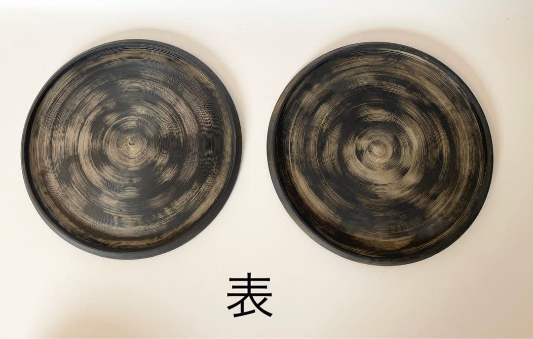 野田里美さん刷毛目銀彩リバーシブルプレート2枚