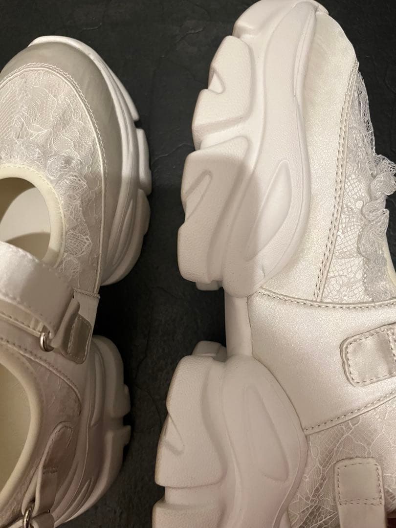 merry jenny レースアップバレエスニーカー