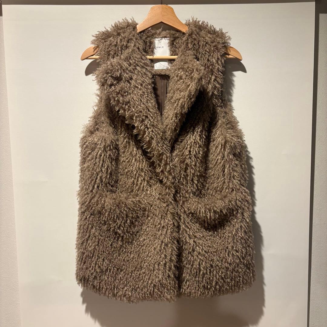 Noble エコファーロングベスト　ベージュ