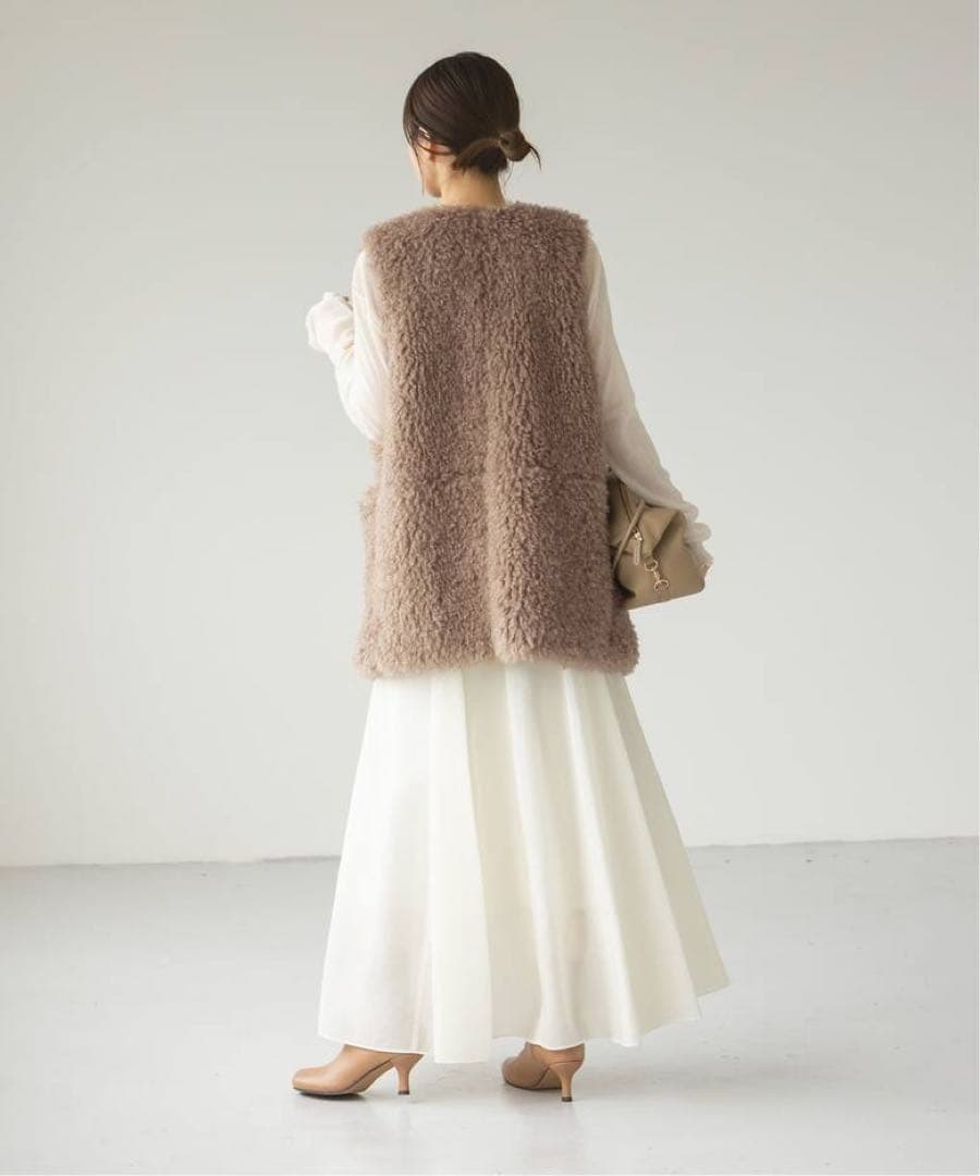 Noble エコファーロングベスト　ベージュ