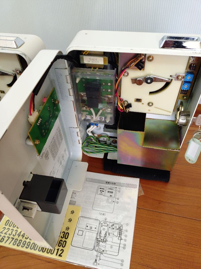 しんちゃんページです。タイマー 2台セット