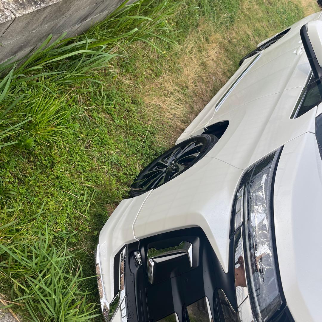 90ノアガソリンS-Z右エアロパーツのみ