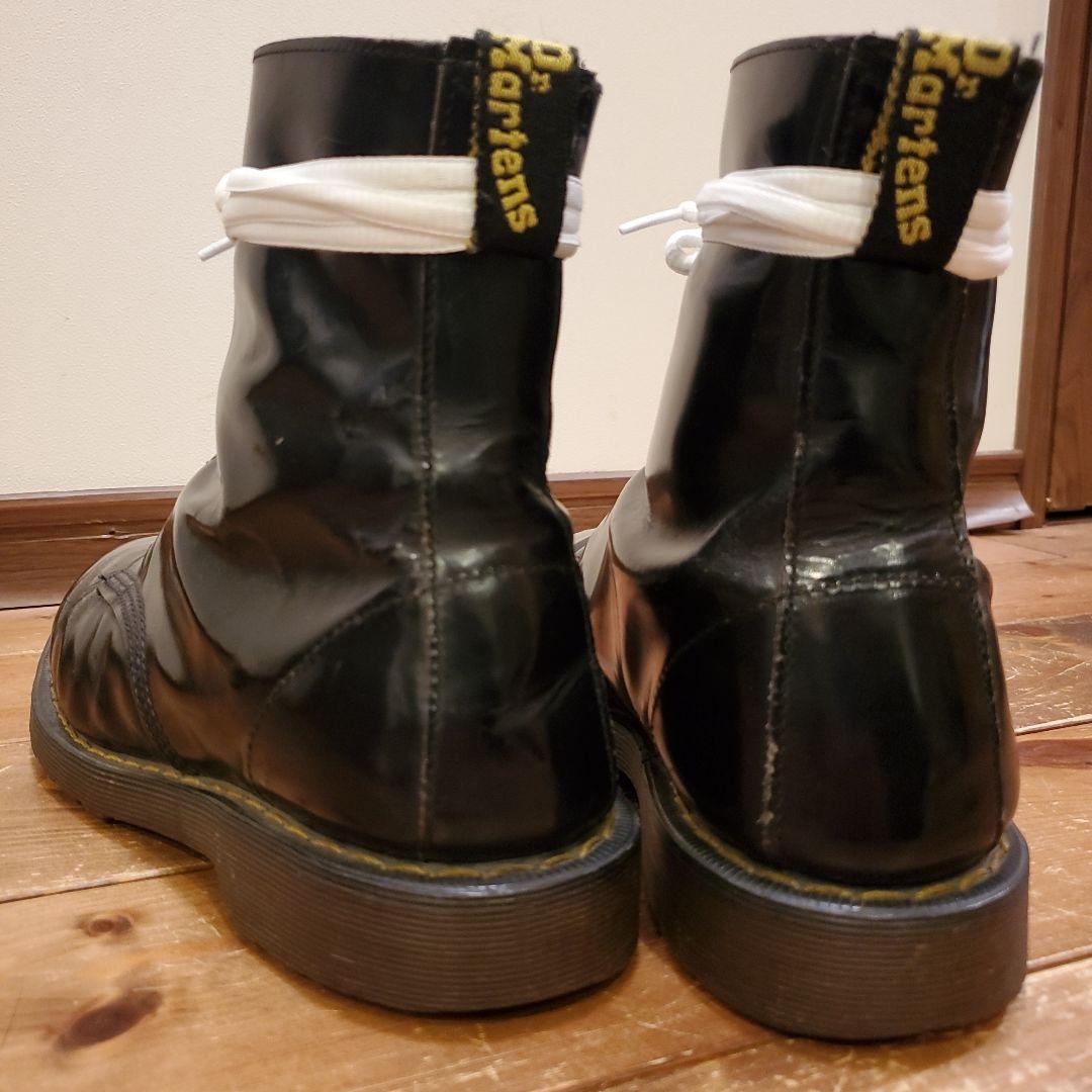 【ホワイト社×BIGサイズ早い者勝ち】英国製 ドクターマーチン 8ホール UK9