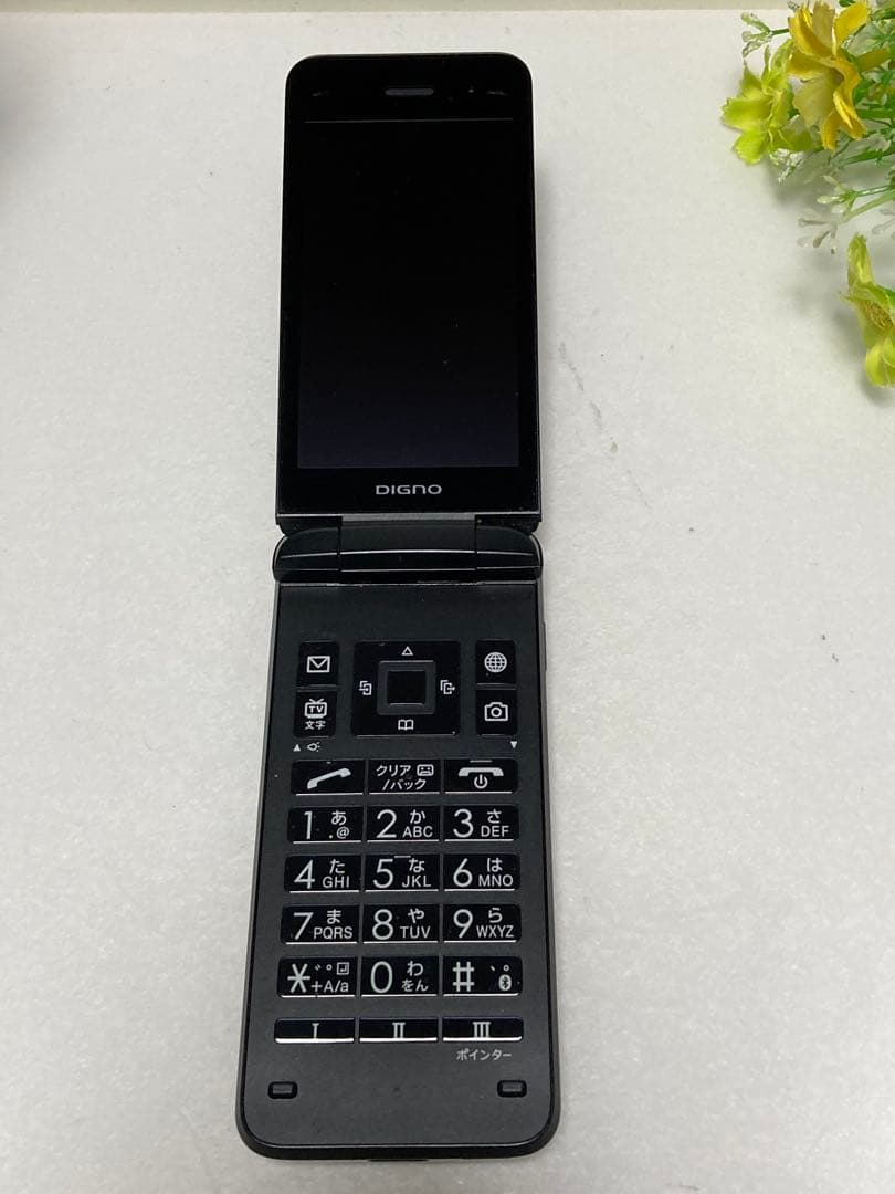 京セラ 902KC DIGNO ケータイ3 ブラック SIMフリー⭐️