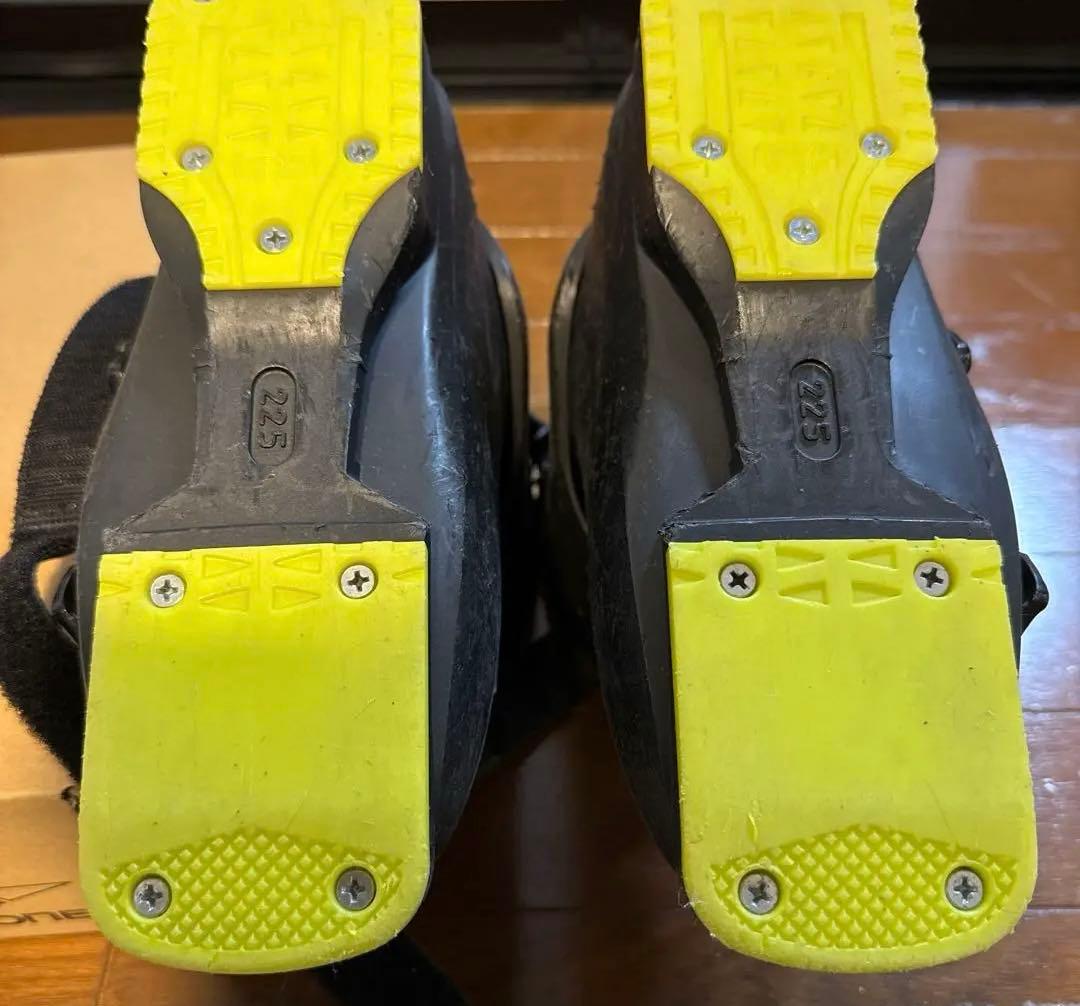 Fischerジュニア　スキーブーツ　22.5cm