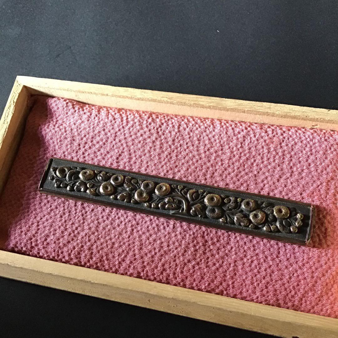 古美濃　小菊図　小柄