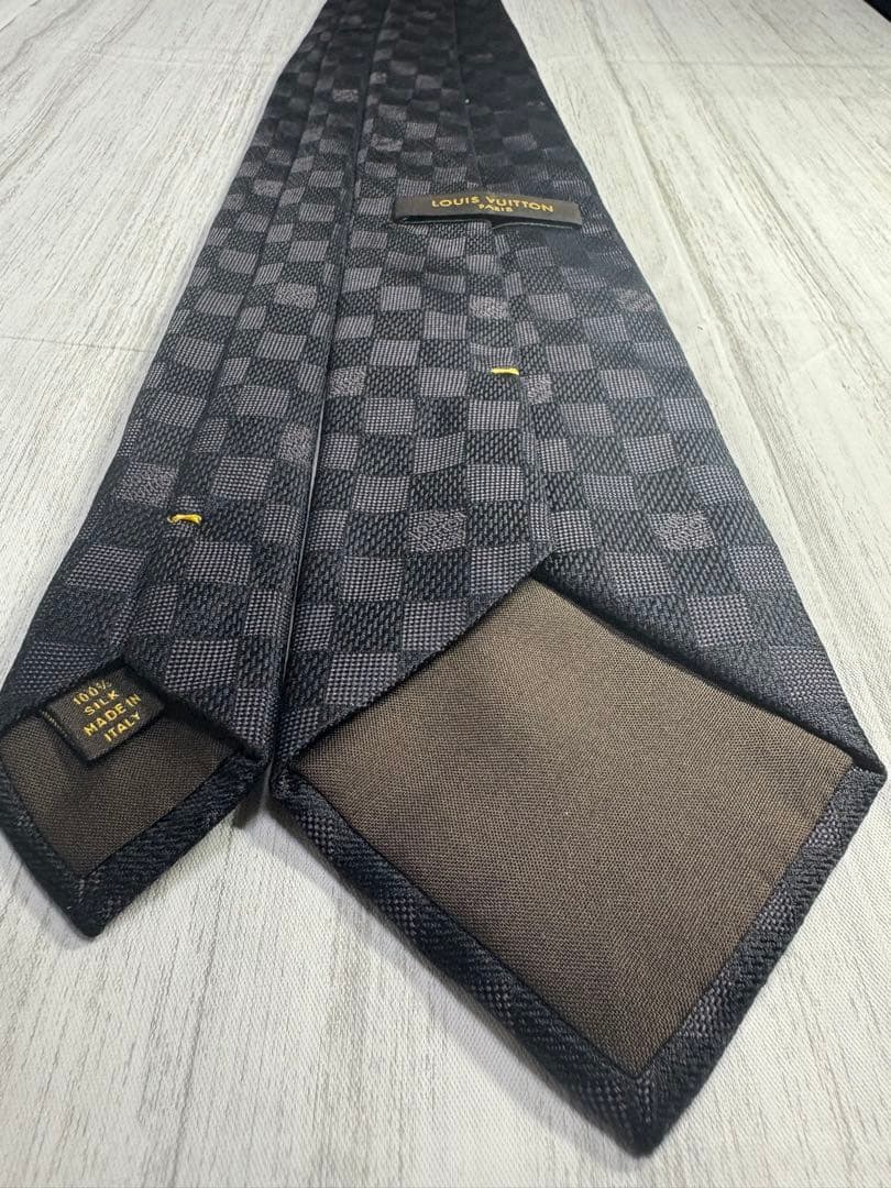 【極美品】 LOUIS VUITTON ルイヴィトンネクタイ ダミエ ブラック