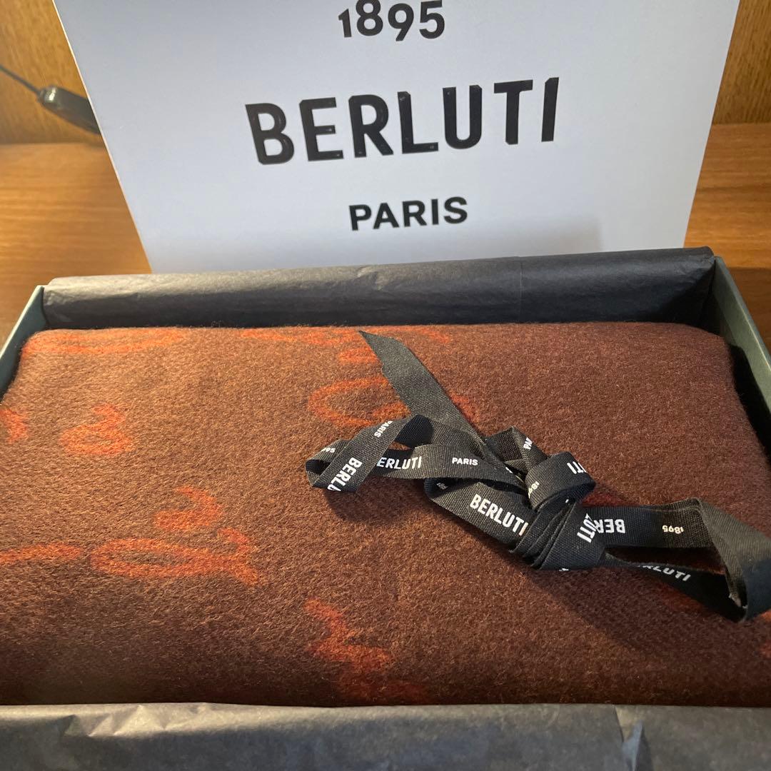 中*圭様 Berluti ウール スクリット スカーフ　最終処分セール