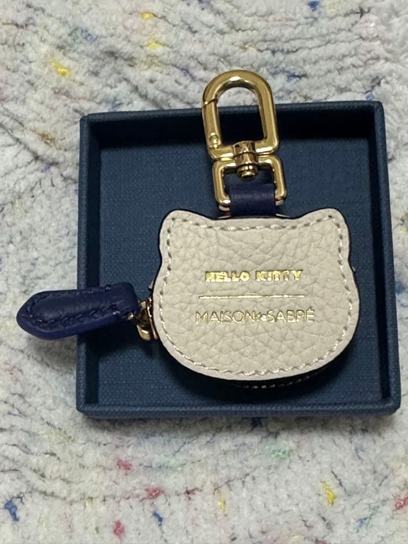 【美品】MAISON de SABRÉ ハローキティ チャーム