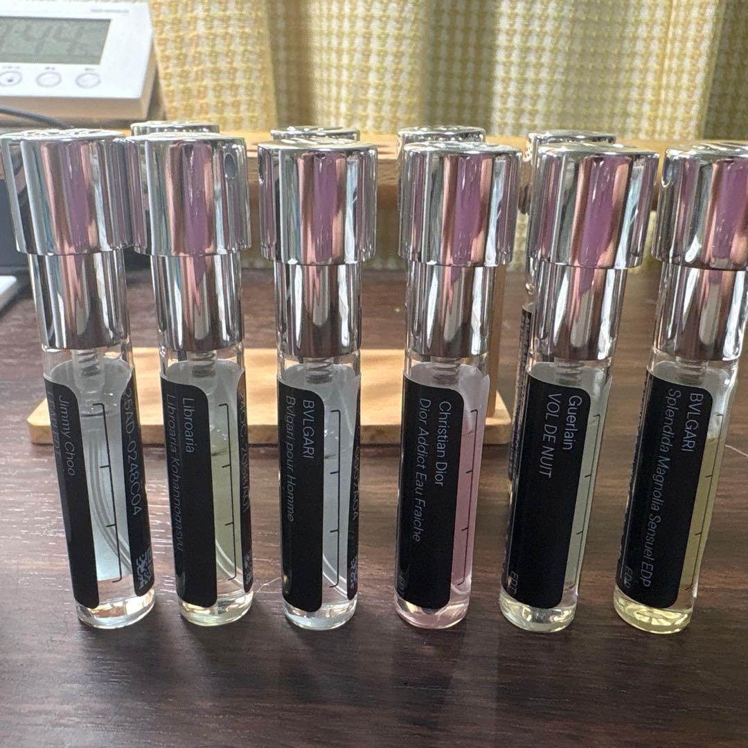 カラリア　香水１６本セット