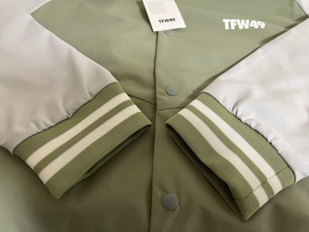 新品未使用　TFW49 STUDIUM JAMPER ナイロンスタジャン　ゴルフ