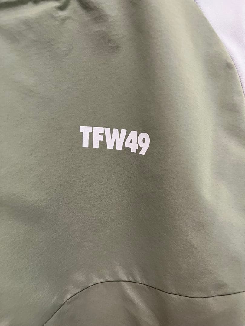 新品未使用　TFW49 STUDIUM JAMPER ナイロンスタジャン　ゴルフ