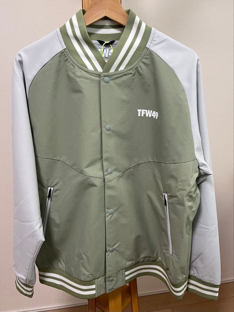 新品未使用　TFW49 STUDIUM JAMPER ナイロンスタジャン　ゴルフ