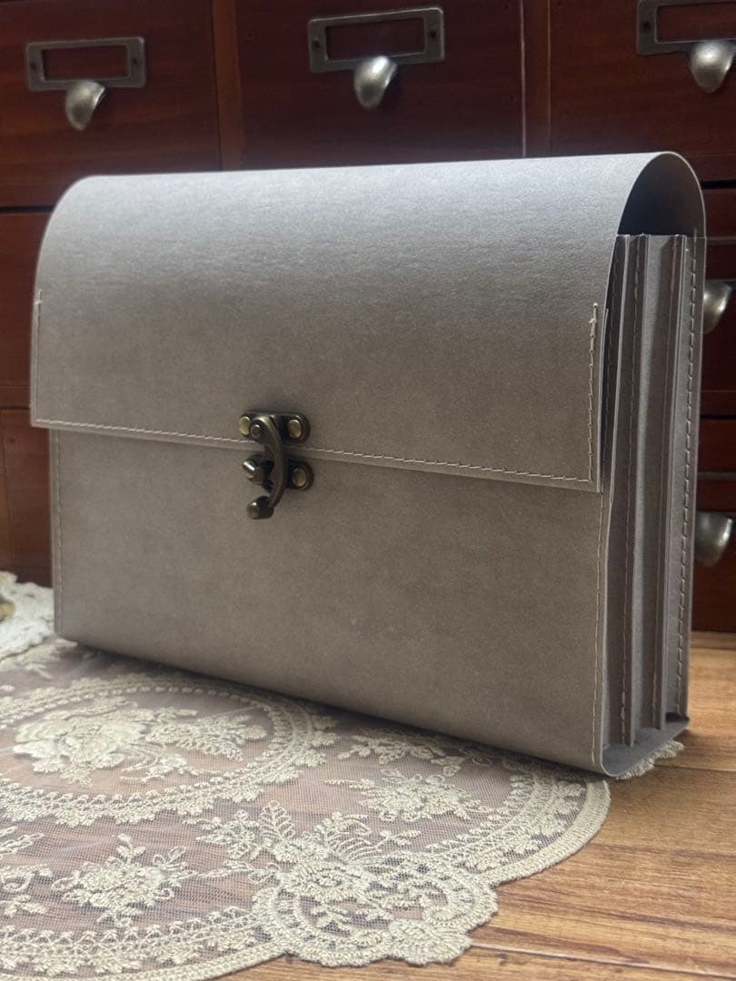 コラージュ素材収納