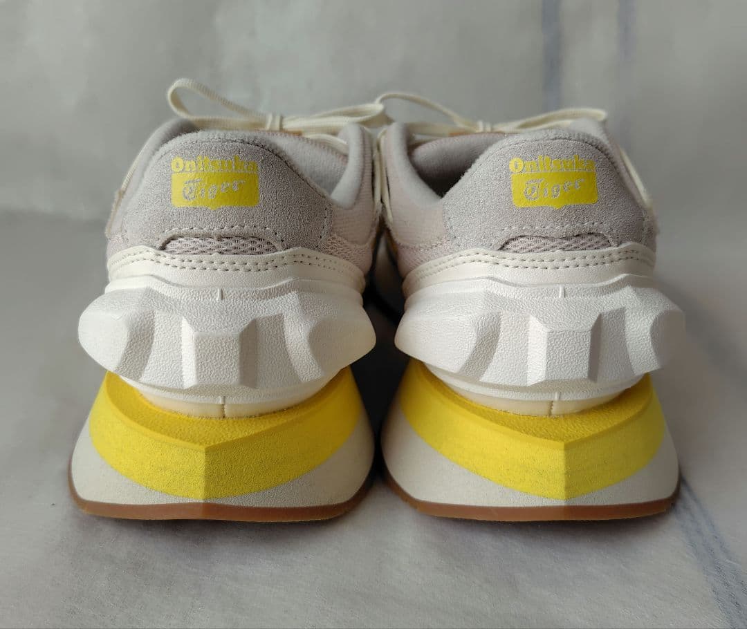 オニツカタイガー MOAGE CO モアージュ ベージュ イエロー 24cm