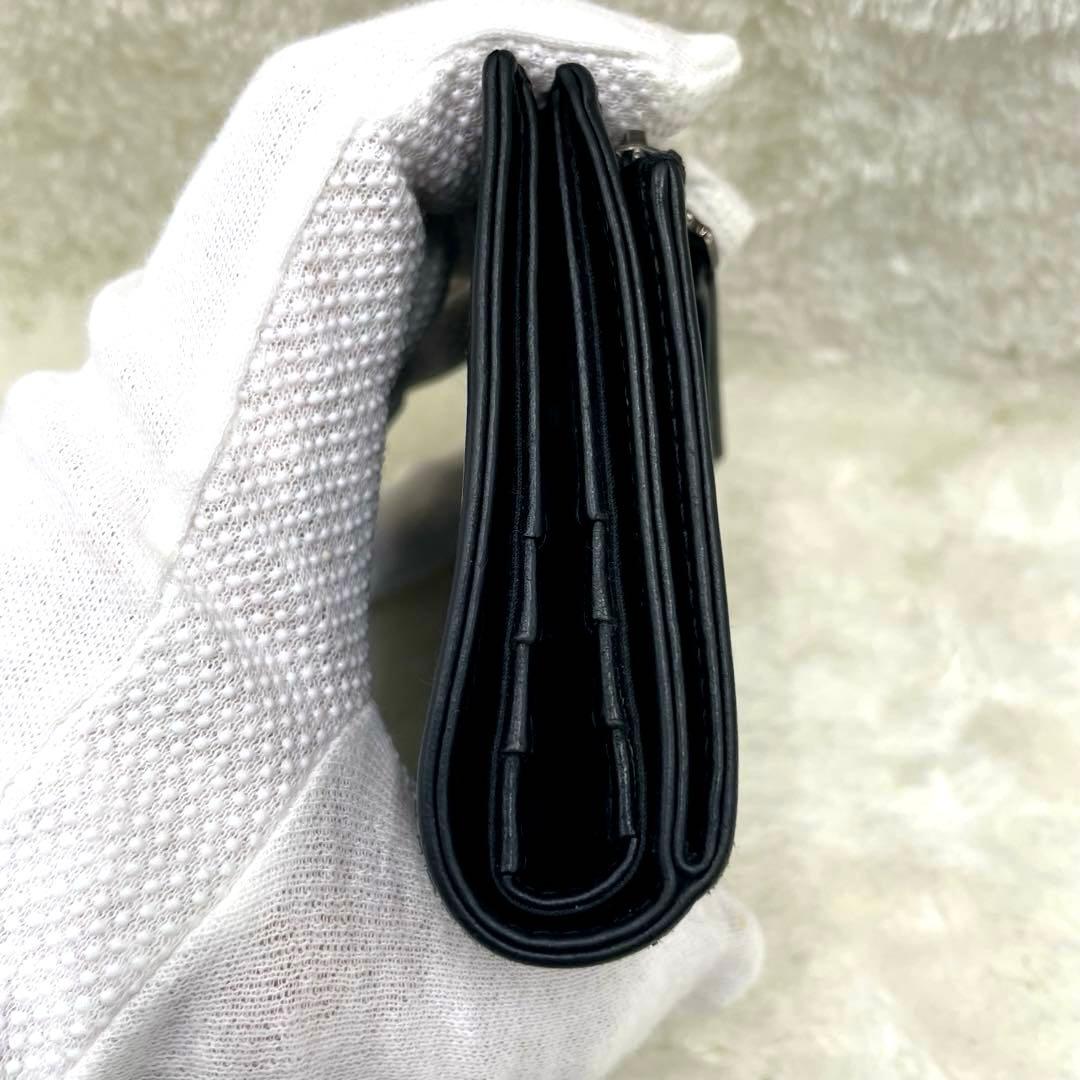 メゾンマルジェラ 2つ折り 財布　4ステッチ フリップフラップ レザー ブラック