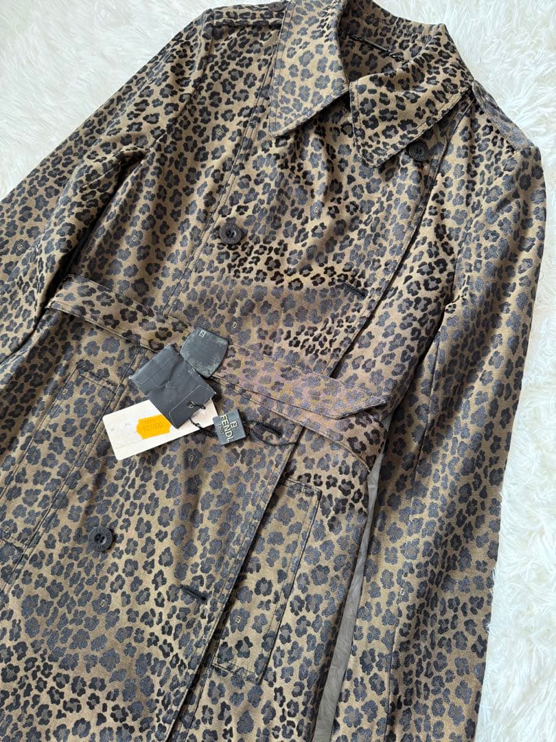 フェンディ トレンチコート　ロング　レオパード　タグつき