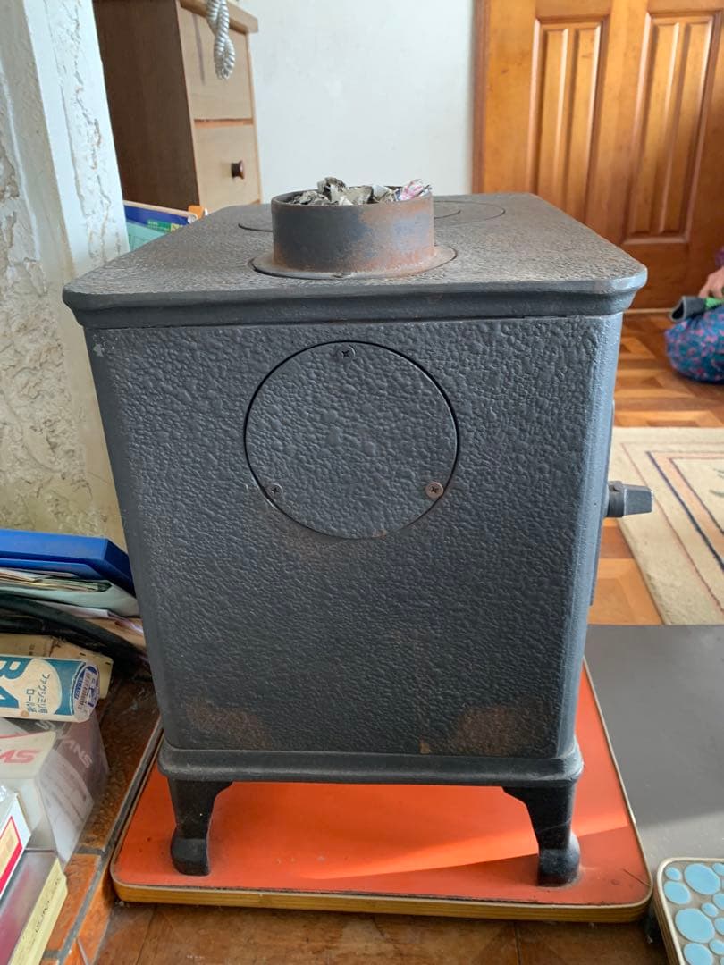 の*り様 クラシック薪ストーブ ガラス窓付き　写真追加してます。