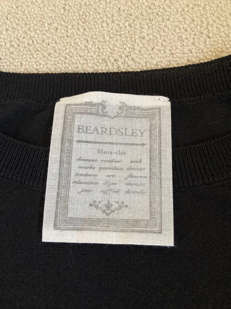 BEARDSLEY ★新品未使用タグ付きブラック フレア長袖トップス