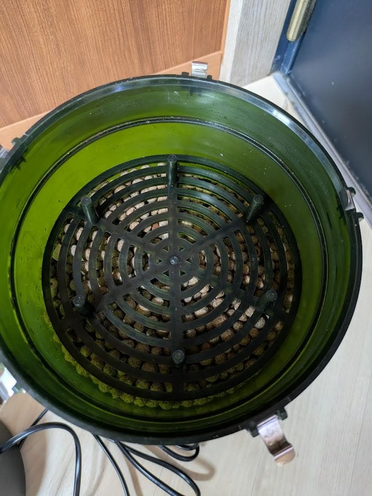 EHEIM フィルター 2217 60HZ　西日本用　ろ材・インペラーつき