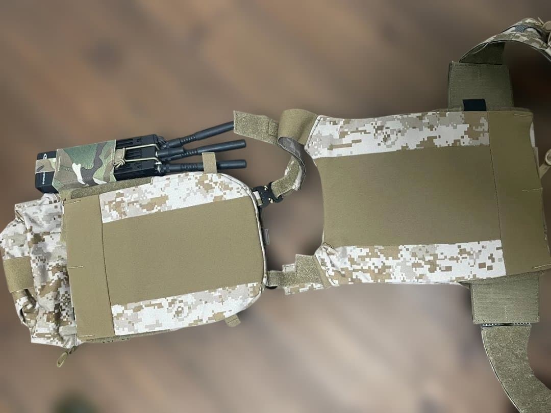 レプリカ FERRO CONCEPTS FCPC AOR1 プレートキャリア