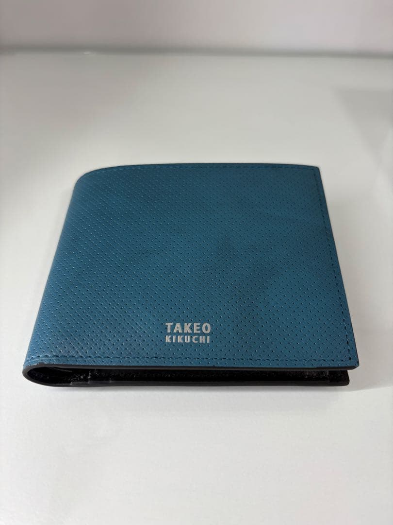 カツ【新品】タケオキクチ 二つ折り財布 TAKEO KIKUCHI