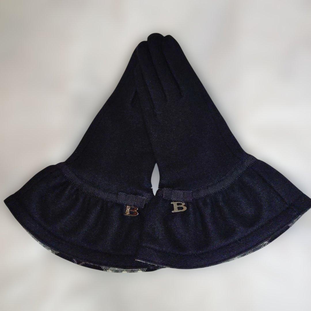 バーバリーブルーレーベル 手袋 グローブ カシミヤ混 未使用 タグ付き