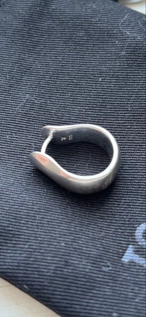 トムウッド※片耳のみ Oyster Hoops Medium ピアス