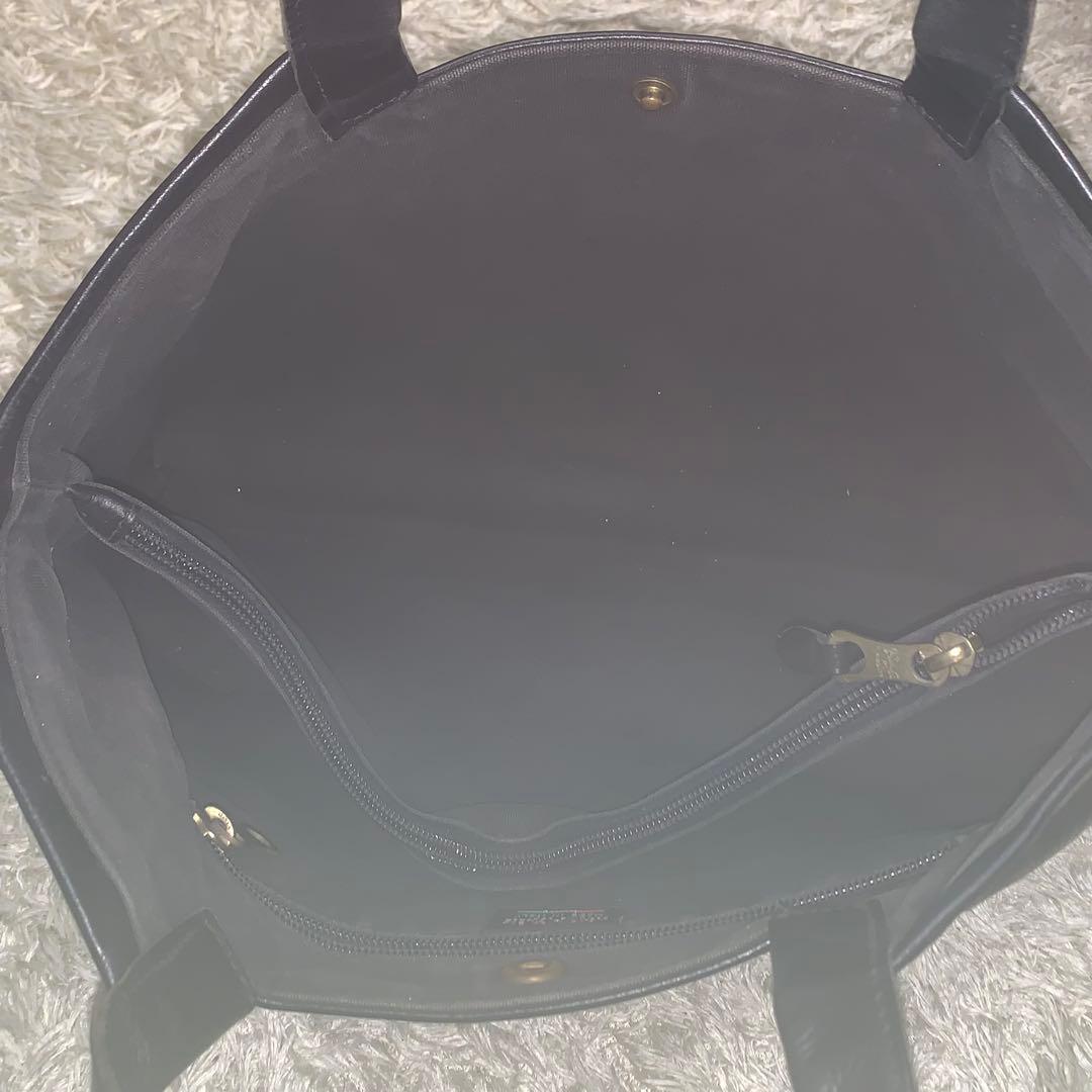 極美品✨イルビゾンテ トートバッグ オールレザーロゴ型押し A4可能 ブラック