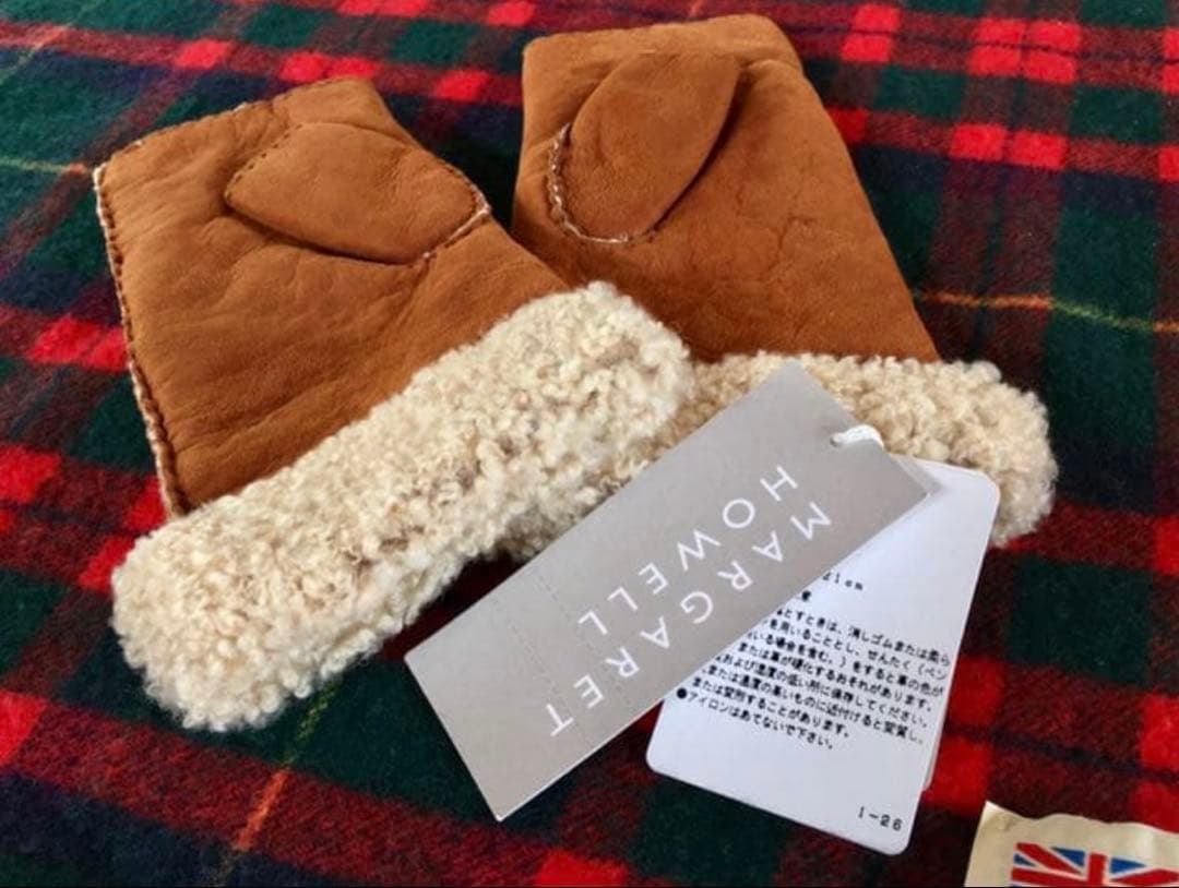 マーガレットハウエル　シープスキンミトン　イギリス製