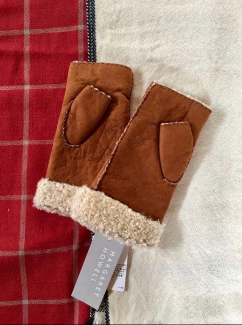 マーガレットハウエル　シープスキンミトン　イギリス製