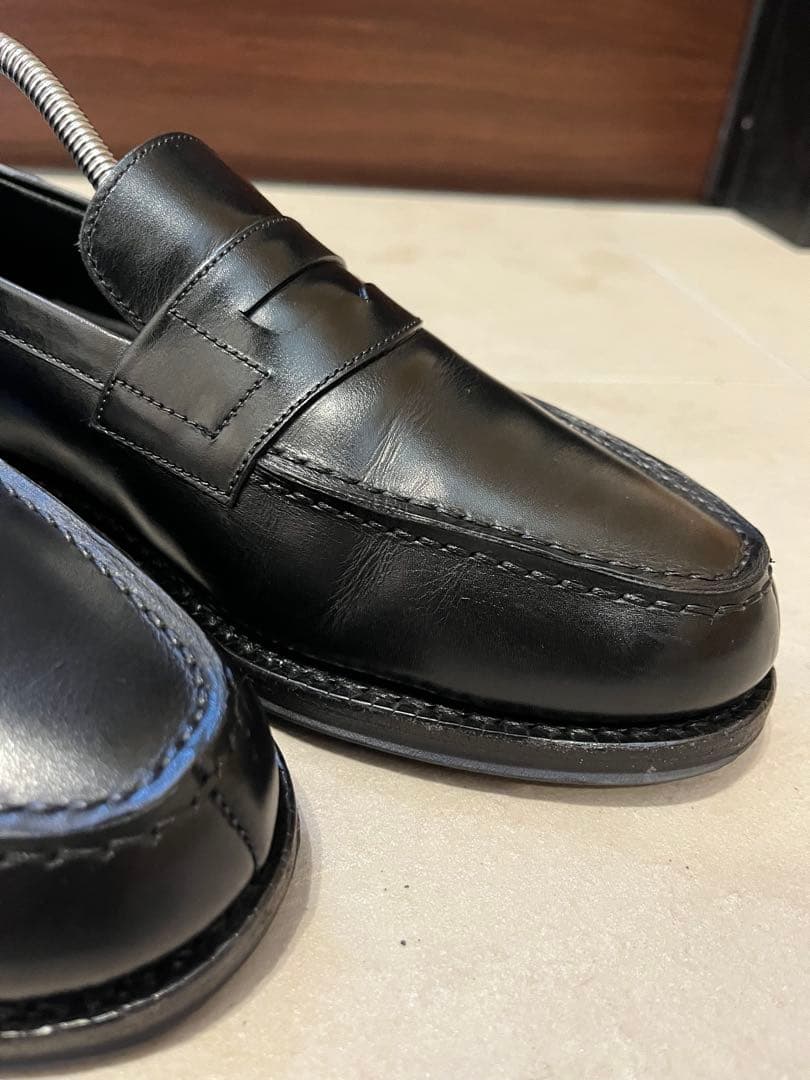 ジャランスリワヤ ローファー